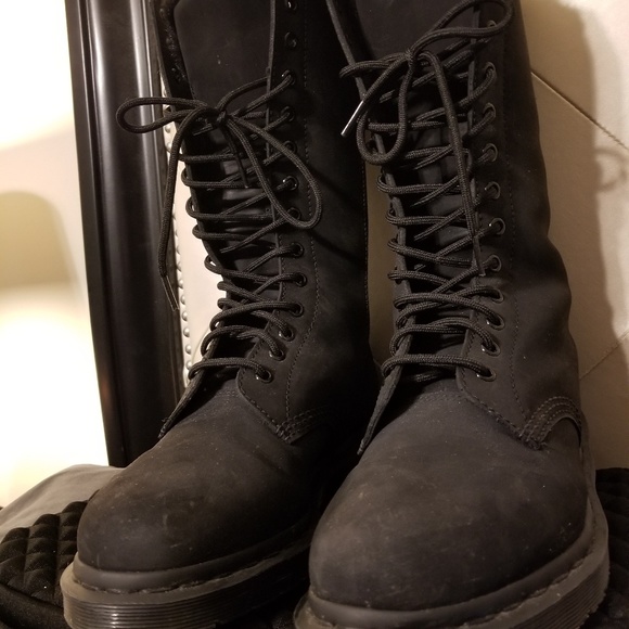 doc martens size 10 womens
